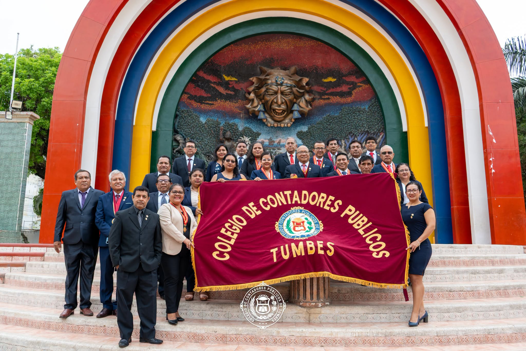 Izamiento por Aniversario